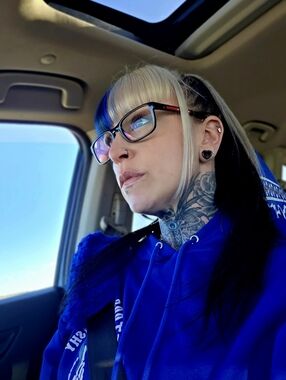 Meet your Posher, Desiree